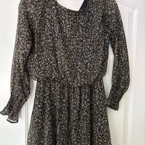 Floral green shimmering dress